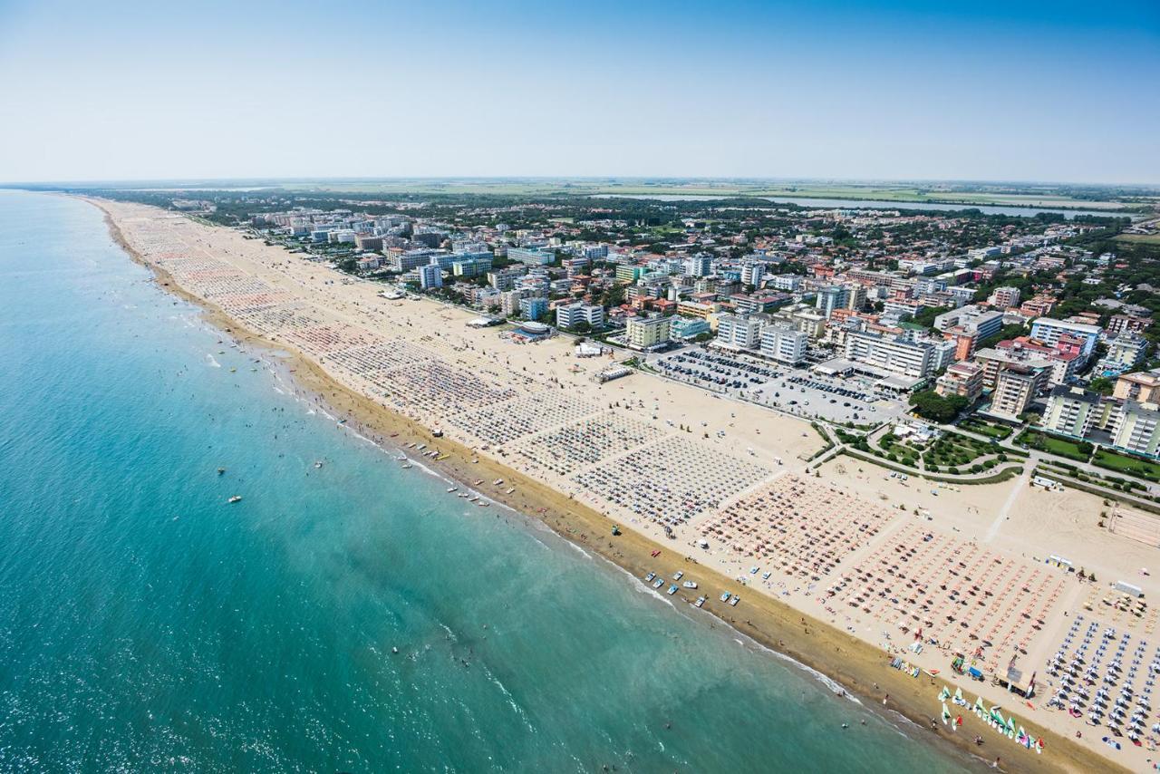 Sole B Appartement Bibione Buitenkant foto